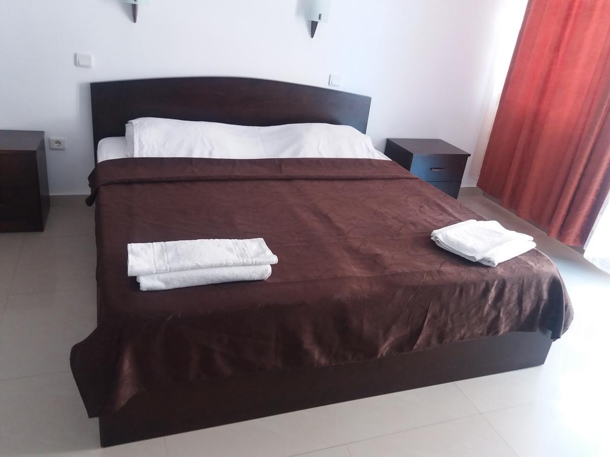 Hotel Prestige Costinesti Esterno foto
