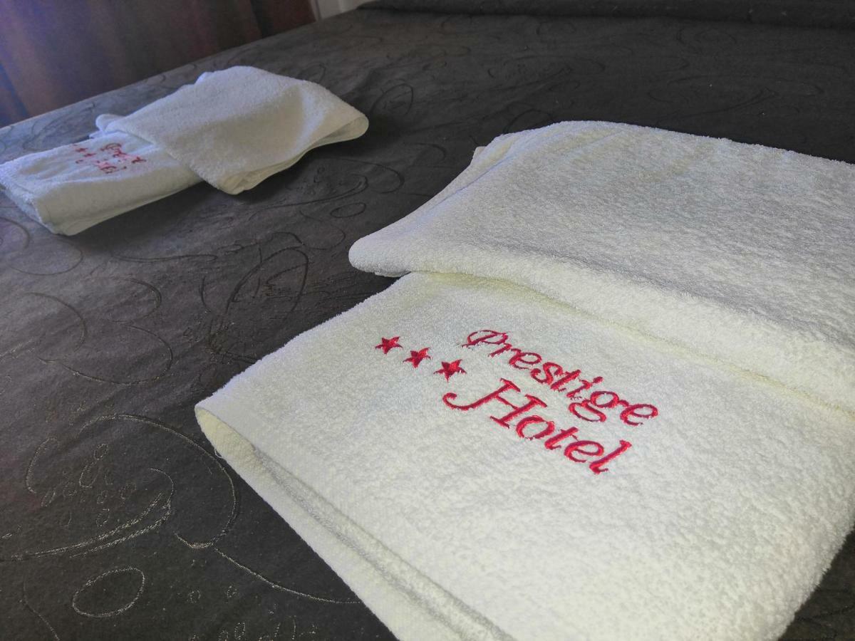 Hotel Prestige Costinesti Esterno foto